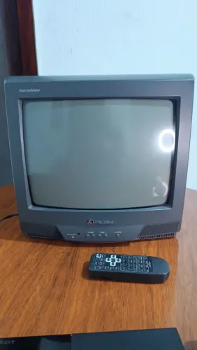Televisão 14 polegadas Mitsubishi funcionando 100% (SOMENTE RETIRADA)