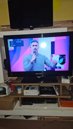 TV H BUSTER 32 LCD POLEGADAS