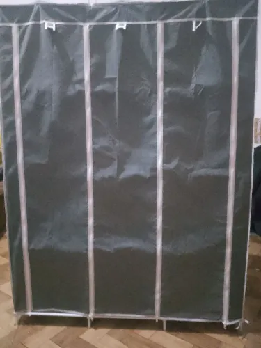 guarda-roupa desmontável