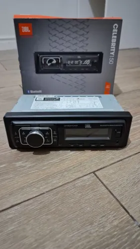 Radio jbl celebrity 150