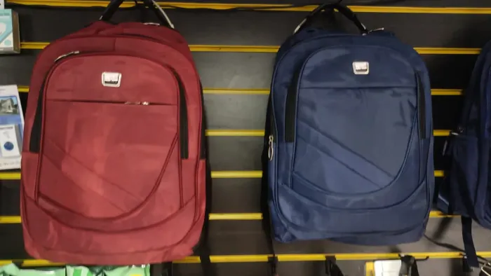 Mochilas Universitárias promoção