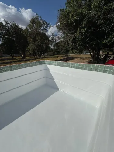 Piscina semipastilhada entrega e instalaçao