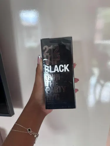 Perfume 212 Vip Black