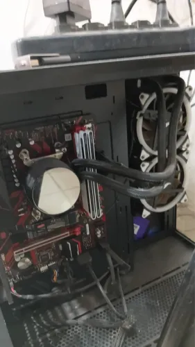 PC GAMER Ryzen 5700x3d