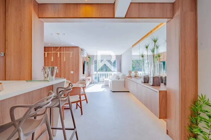 Apartamento Reformado, Semi Mobiliado com 3 Quartos, 113m2 e 1 Vaga para Locação - Bigorri