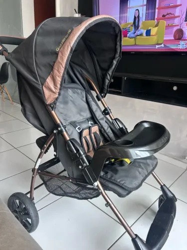 Carrinho de bebê