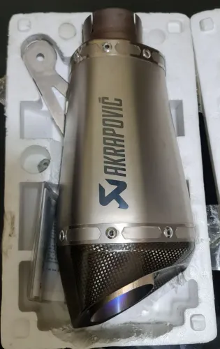 Ponteira escapamento akrapovic bmw S1000r e S1000RR 