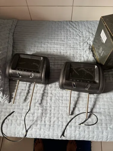 ENCOSTOS DE CABEÇA COM TELA LCD 7? UBA SPORTS - PAR