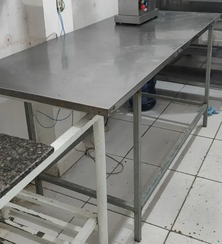 Bancada 2 metros