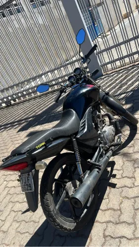 8,900