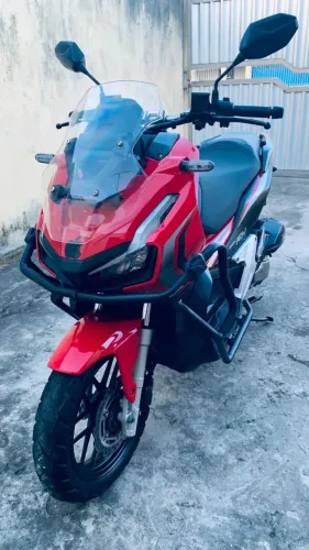 Vende-se Moto Honda ADV 150 2024, Nova e Único Dono