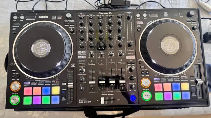 Controladora Pioneer DDJ1000 estado perfeito