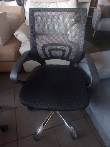 Cadeira diretor telinha usada
