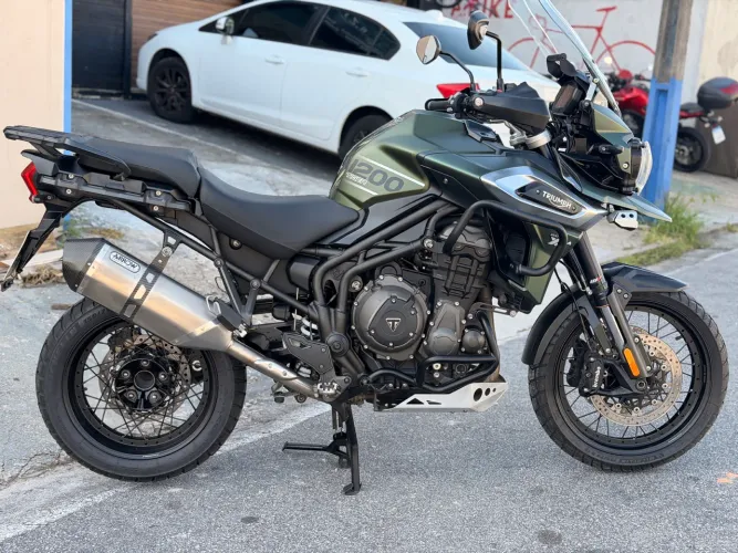 Tiger 1200 XCA 2020 em estado de nova !! Abaixo da fipe!!