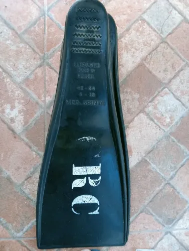 Pé de pato COBRA SUB 42-44