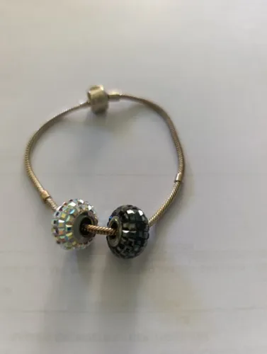 Berloque Swarovski com Pulseira