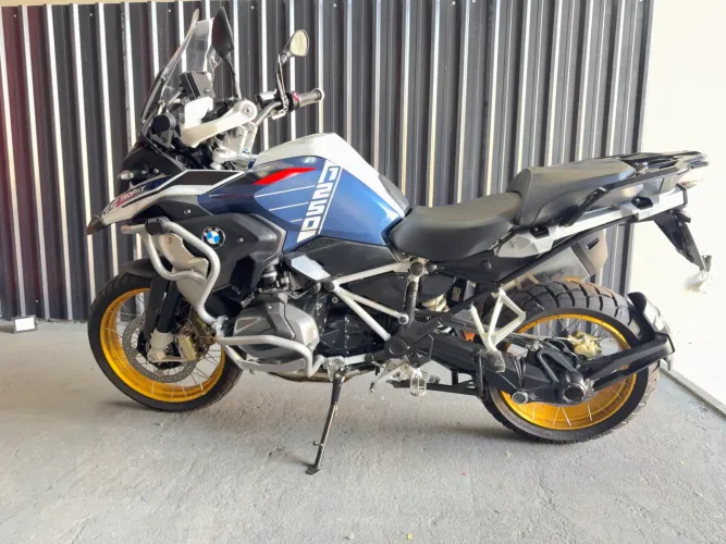 BMW R 1250 GS Trophy 2023 - Apenas 5.404 km - Impecável
