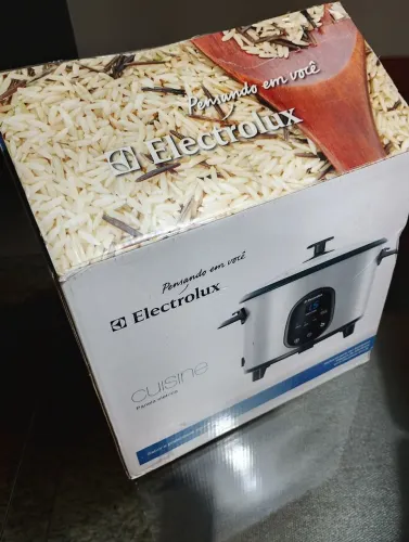 Panela elétrica Electrolux cuisire