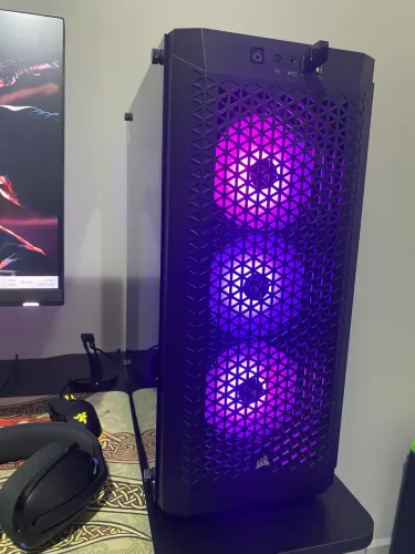 PC Gamer com Periféricos.