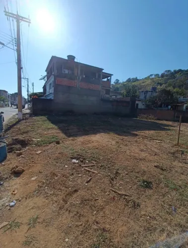 Vendo lote em Pádua no Mirante