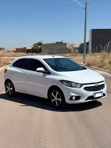 Chevrolet Onix Hatch LTZ 1.4 8V Flex Aut. 4P 2018