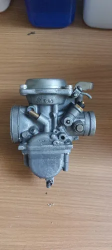 DOIS CARBURADORES INTRUDER 125