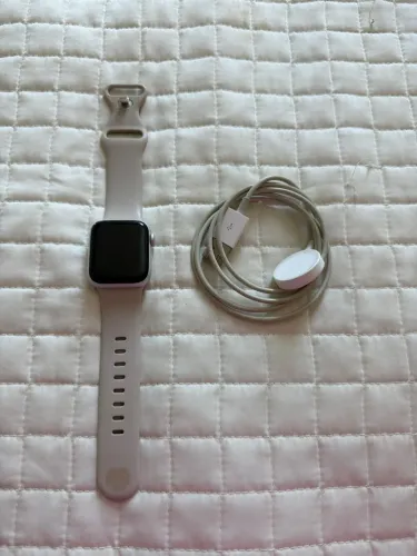 Apple Watch SE Silver 40mm