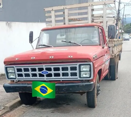 Vendo caminhão