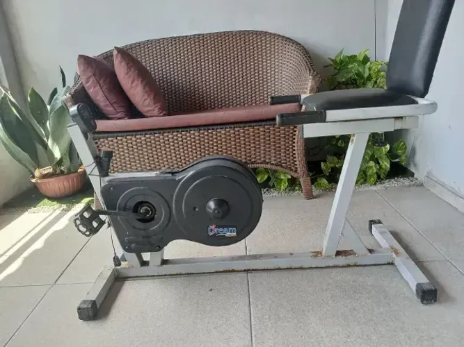 Bicicleta ergométrica horizontal "pra vender hoje"