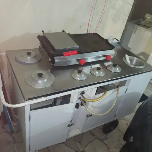 Vende-se carrinho para lanches e dogues