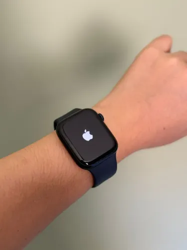 Apple Watch Series 9 - 45 mm (Midnight) - GPS + Cellular ?