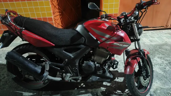 CBX TWISTER 250 EXCCLUSIVA