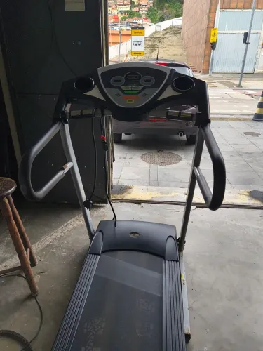 Esteira TREO T208