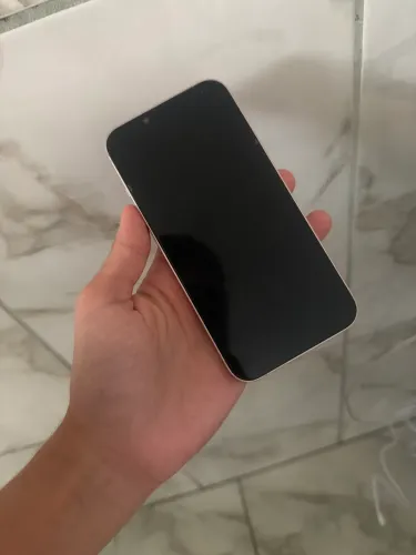 iPhone 13 256