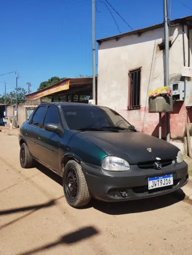 Chevrolet Corsa Sedan Super Milenium 1.0 MPFI 16V 2002