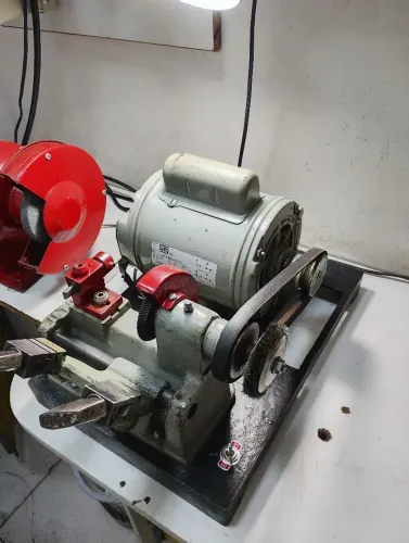 Máquina de fazer chave Yale e tetra