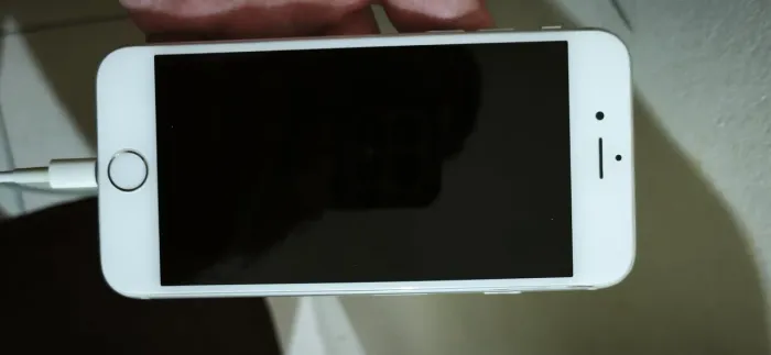 iPhone 6 - modelo A 1549 - Silver - para retirada de peças