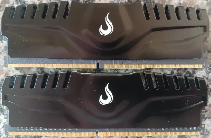 Memória Ram Rise Mode Z Series(2x8) 3200 MHz USADA