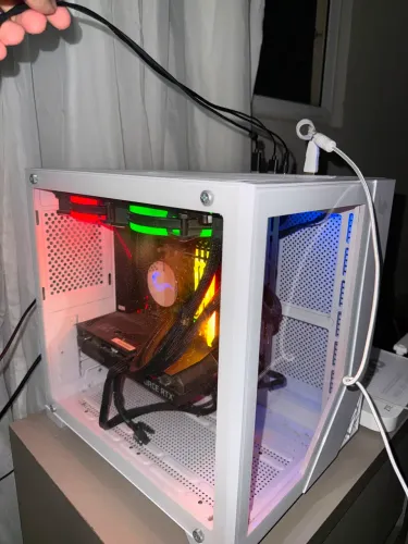 PC Gamer ROG Strix i7-9700F + RTX 3060 12GB + 32GB HyperX + Water Cooler Corsair
