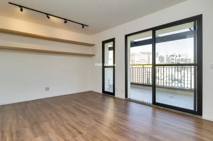 Apartamento à venda em SP: 1 quarto, 1 sala, 1 banheiro, 1 vaga de garagem, 70m² no Campos