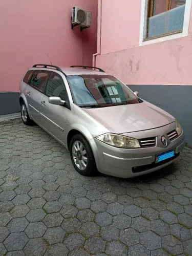 Renault Megane Grand Tour Dynam. Hi-flex 1.6 16V 2013