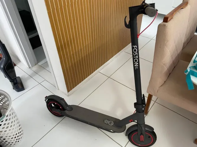 Patinete elétrico dobrável
