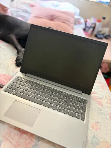 NOTEBOOK LENOVO À VENDA!