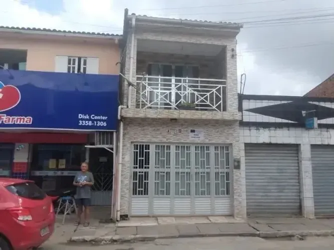 Venda - Casa com 1° andar - Chã da Jaqueira