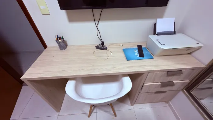 BANCADA/ESCRIVANINHA COM CADEIRA