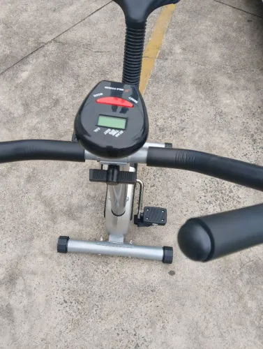 Bicicleta ginástica nova