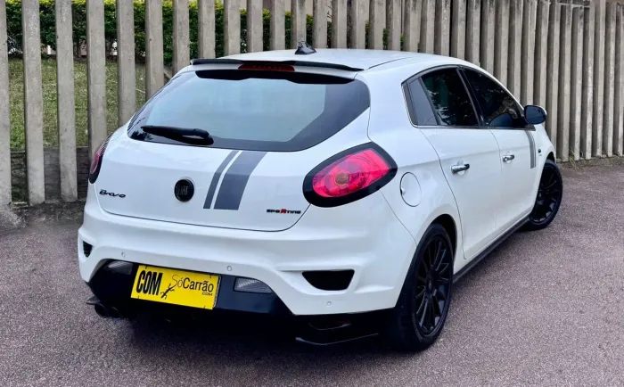 Fiat Bravo Absolute Dualogic 1.8 Flex 16V 5P 2012