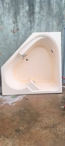 Banheira Jacuzzi Hidromassagem de Canto - Sem Bomba