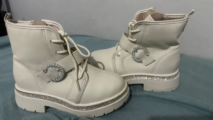 Bota molekinha 
