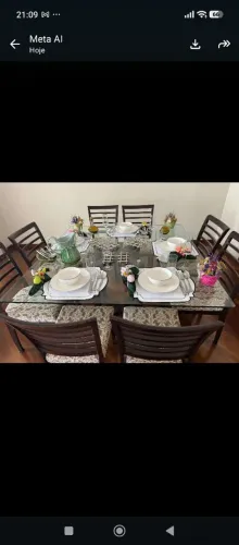 Vende-se Mesa com Cadeiras e Aparador de luxo